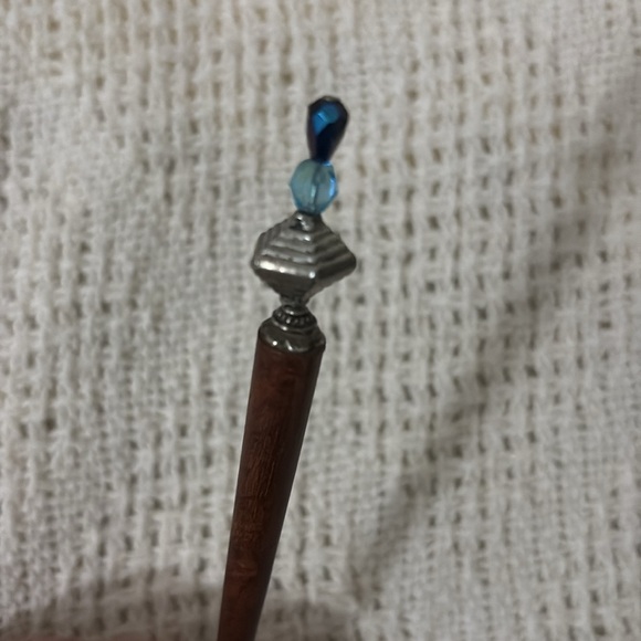 Sticks and Stones Hairstick - Picture 5 of 5